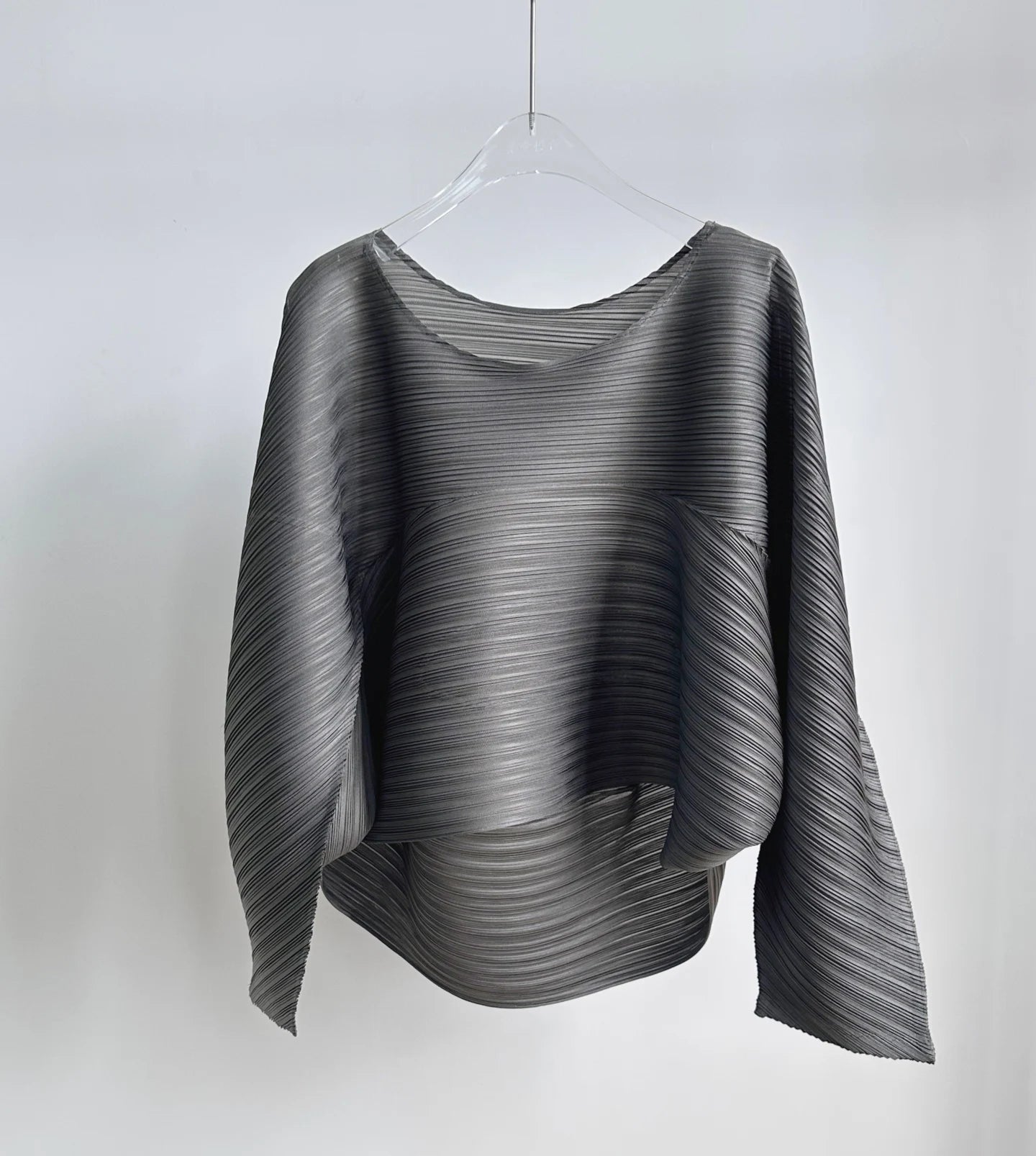 Miyake plissé couleur unie col rond haut 2025 printemps et été nouveau tempérament décontracté à manches longues Cardigan mince T-shirt
